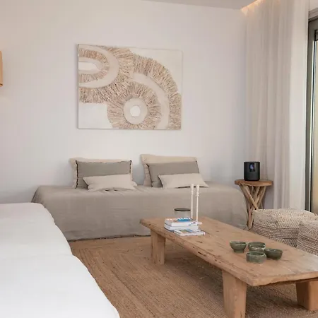 Chic 3br Haven - Luxury Ground Floor - La Cala Golf